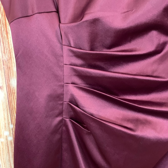 The Limited Bordeaux Sheath Dress Size 10 Draped Front V in Back Burgundy - Picture 9 of 10